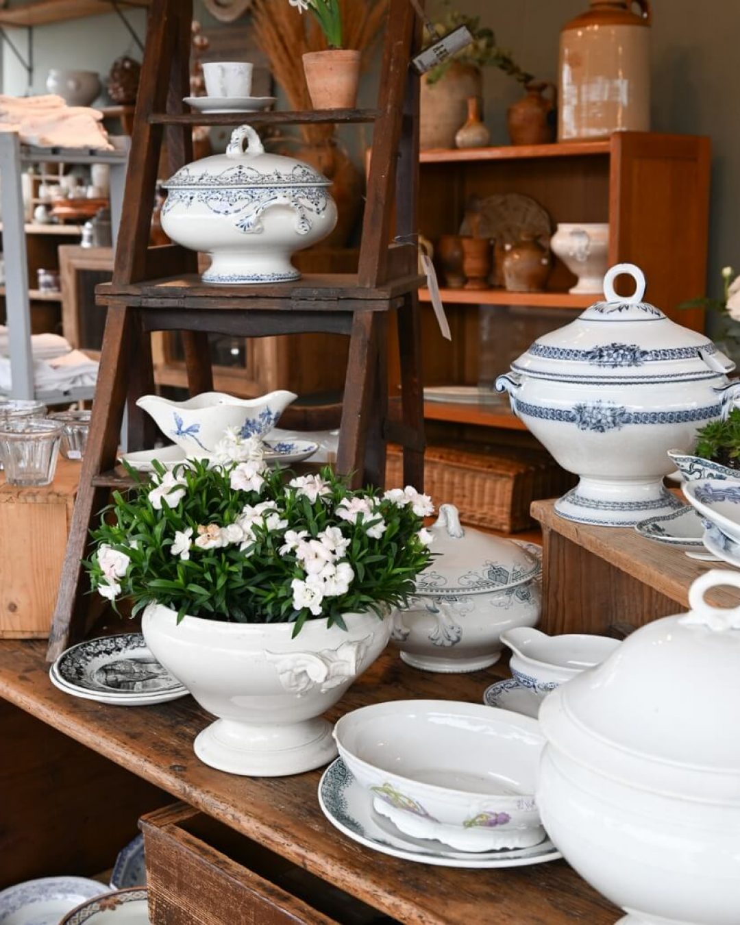 MFCH Travel Paris Antiques Buying Tour 001